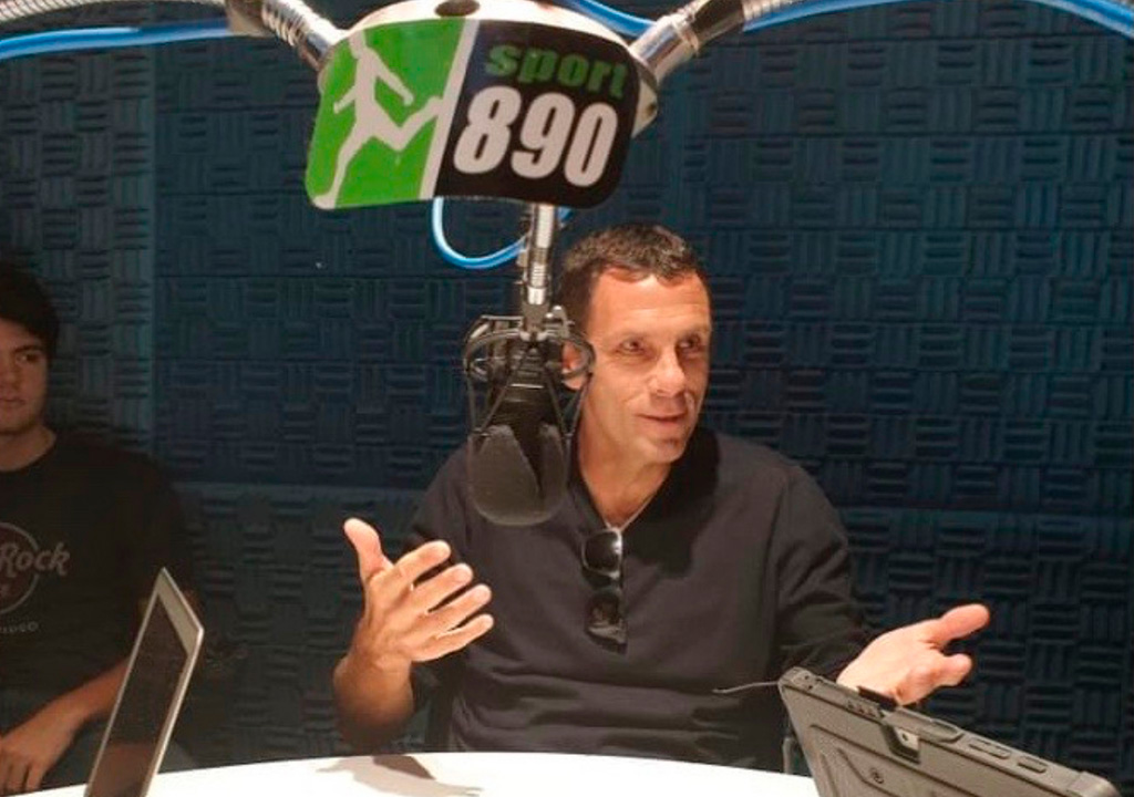 Sport 890 radio Poyet